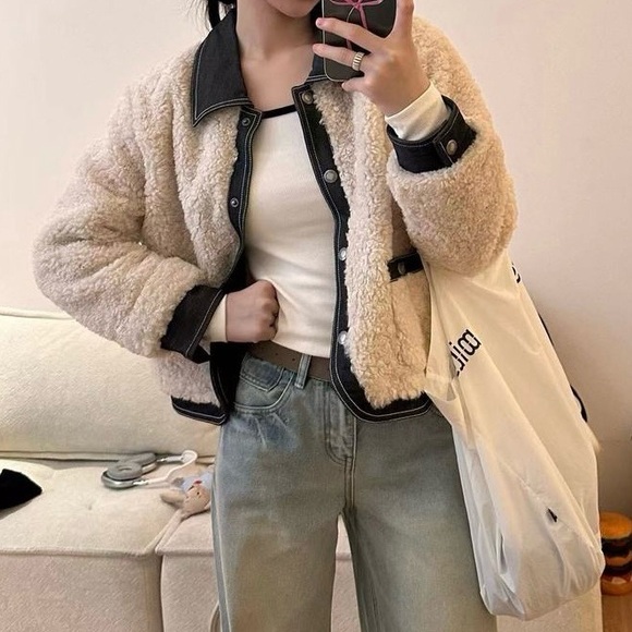 Fleece Jacket - Picture 1 of 8